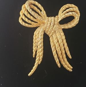 Vintage Knotted Rope Bow Style Brooch